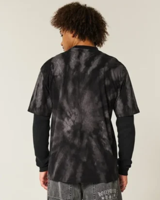 Kastig geschnittenes, schweres Tie-Dye-Baumwoll-T-Shirt mit Rundhalsausschnitt
