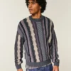 Kastiger gestreifter Pullover mit Rundhalsausschnitt