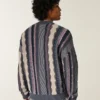 Kastiger gestreifter Pullover mit Rundhalsausschnitt