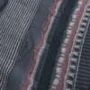 Kastiger gestreifter Pullover mit Rundhalsausschnitt