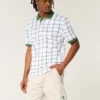 Kühle Golfshorts, die über dem Knie enden