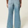 Kurvige Baggy-Jeans mit hoher Leibhöhe
