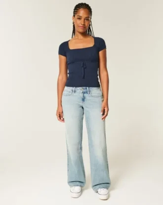 Kurvige, tief sitzende Baggy-Jeans in heller Waschung