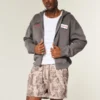 Lange Fleece-Shorts mit Camouflage-Muster