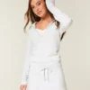 Langärmeliges Fleecekleid mit Kapuze