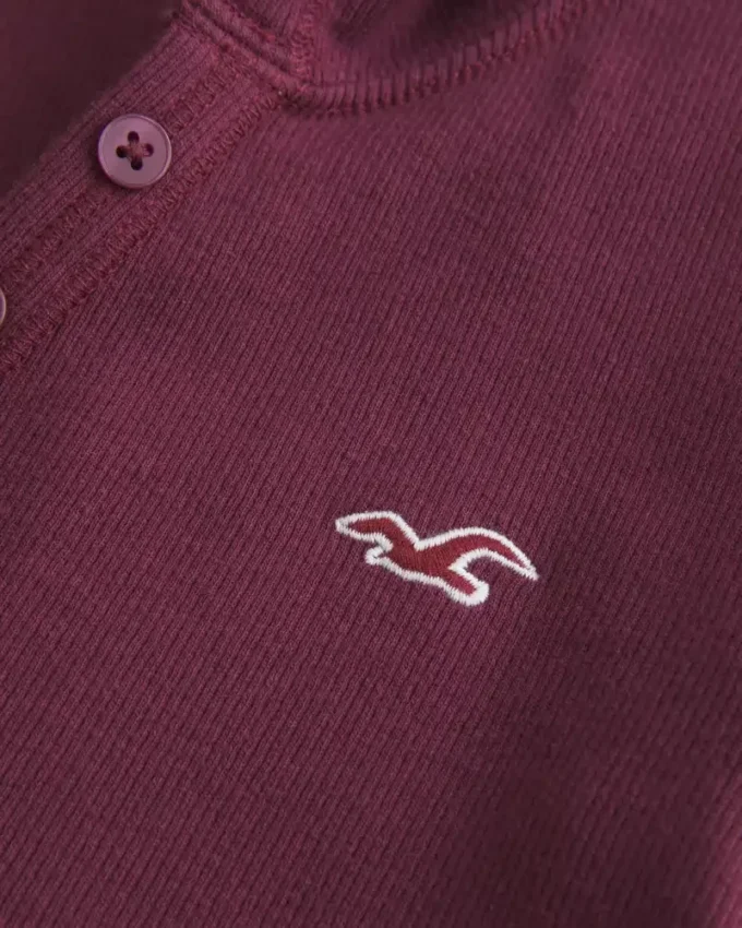 Langärmeliges Henley-Shirt mit Kapuze