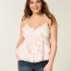 Leichtes Babydoll-Oberteil aus Chiffon Leichtes Babydoll-Oberteil aus Chiffon