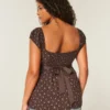 Leichtes Babydoll-Oberteil aus Satin mit Bindeband