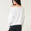 Leichtes Off-Shoulder-Sweatshirt mit Iowa Hawkeyes-Grafik