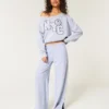 Leichtes Off-Shoulder-Sweatshirt mit NYC-Grafik