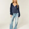 Leichtes Satin-Top mit Spitzenbesatz