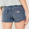 Low-Rise-Shorts aus mittelblauem Denim
