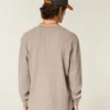 Lässiges langärmeliges Thermoshirt mit Rundhalsausschnitt
