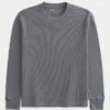 Lässiges langärmeliges Thermoshirt mit Rundhalsausschnitt