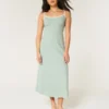 Midi-Kleid aus Leinenmischung mit offenem Rücken