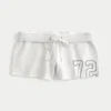Mini-Fleece-Shorts mit Nummernprint