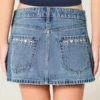 Mini-Jeansrock mit niedriger Taille und gestickter Schleife