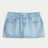 Mini-Skort aus Denim mit niedriger Leibhöhe und Eisenbahnstreifen