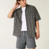 Mittellange Twill-Shorts zum Hineinschlüpfen