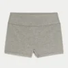 Must-Have-Basics Shortie