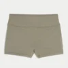 Must-Have-Basics Shortie