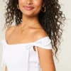Off-Shoulder-Top mit gebundenen Ärmeln