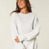 Oversized-Sweatshirt mit Schleife auf dem Rücken „Class of ’26”