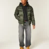 Pufferjacke mit Kapuze