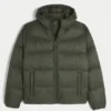 Pufferjacke mit Kapuze