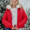 Pufferjacke mit Reißverschlussmuster