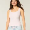 Rippstrick-Tanktop mit Rundhalsausschnitt