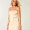 Satin-Bodycon-Kleid mit Schleife und trägerlosem Ausschnitt