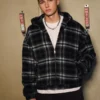 Skaterjacke mit Kapuze aus kariertem Flanell