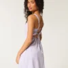 Strukturiertes Minikleid aus Leinenmischung
