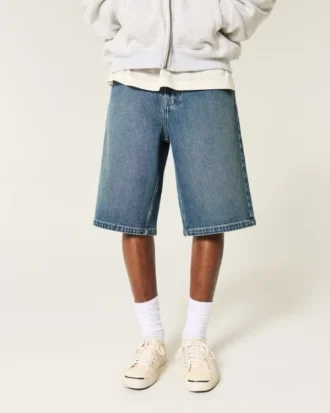 Superbaggy-Jeansshorts in dunkler Waschung, knielang