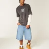 Superbaggy-Jeansshorts mit Totenkopf-Grafik