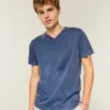 T-Shirt mit V-Ausschnitt