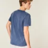 T-Shirt mit V-Ausschnitt