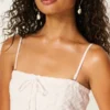 Trägerloses Babydoll-Minikleid mit Oberteil im Häkelstil