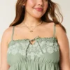 Trägerloses, besticktes Babydoll-Kleid