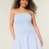 Trägerloses Minikleid aus Strickgewebe mit tiefem Taillenbund