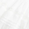 Trägerloses Minikleid mit gesmoktem Oberteil