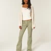 Ultra-niedrig geschnittene, bestickte Flare-Hose