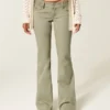 Ultra-niedrig geschnittene, bestickte Flare-Hose