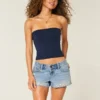 Ultra-niedrige Mini-Shorts aus besticktem Denim