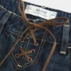Ultra-niedrige Passform, dunkel gewaschene Baggy-Jeans mit Schnürung