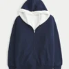 Wendbarer Hoodie mit Kunstfellfutter und Reißverschluss
