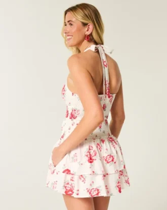 Zweistufiges Smock-Halterkleid mit Rock